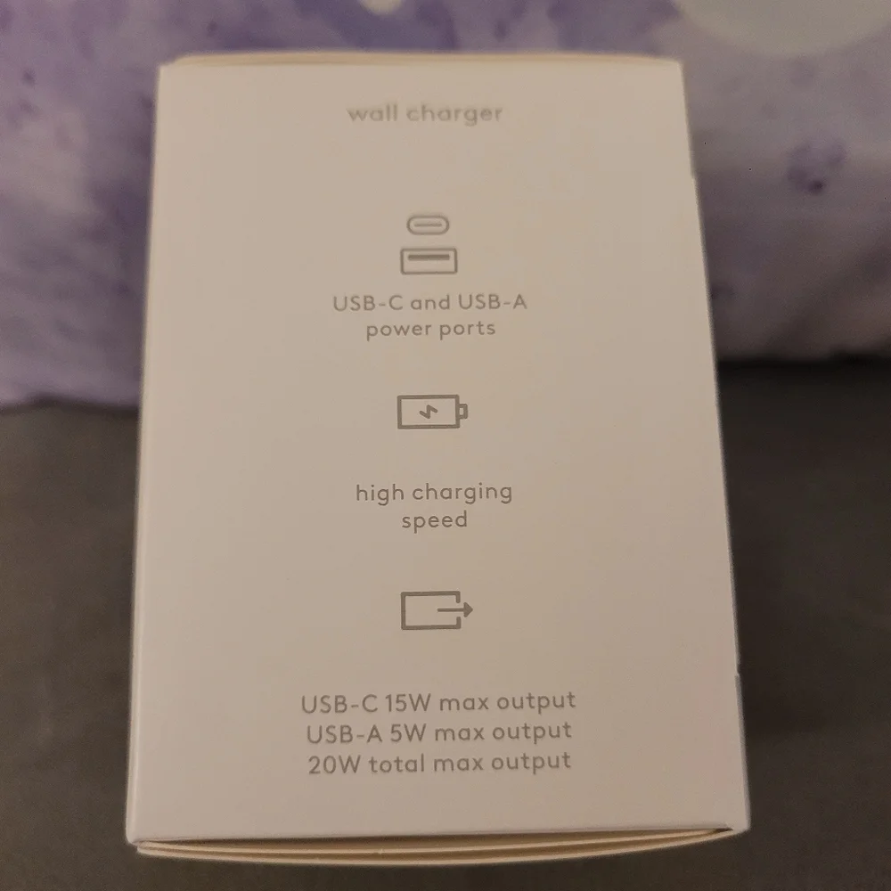Green Wall Charger with USB-C and USB-A Ports
